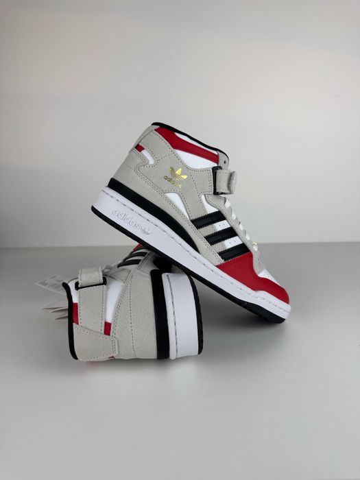 Buty młodzieżowe sportowe Adidas Forum Mid J rozmiar 37 1/3