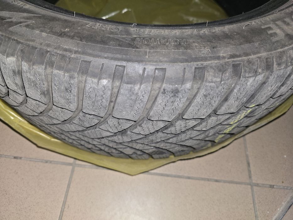 Opony Bridgestone Blizzak LM005 235/45/18