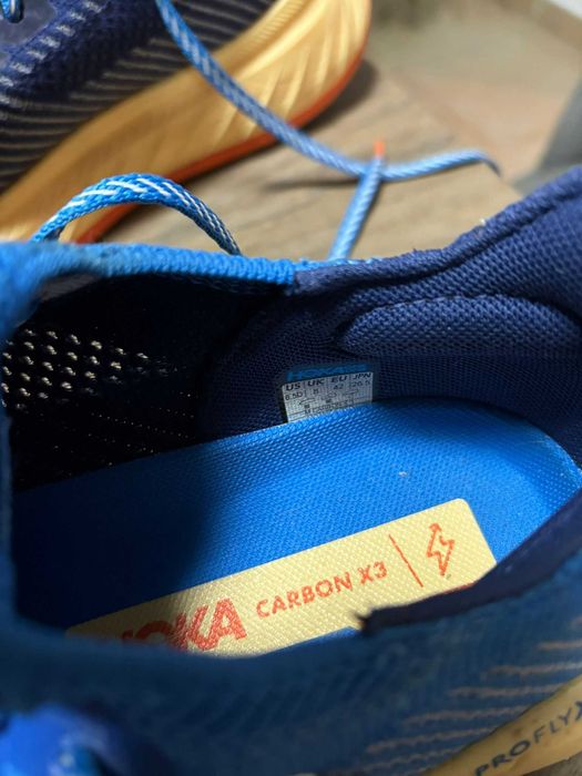 Hoka Carbon X3 Tamanho 42