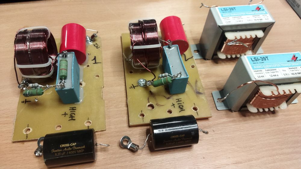 Детали HiFi фильтра двухполосной  АС