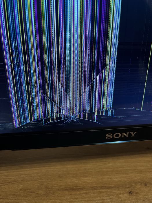 Telewizor Sony Bravia model KDL-32WD755