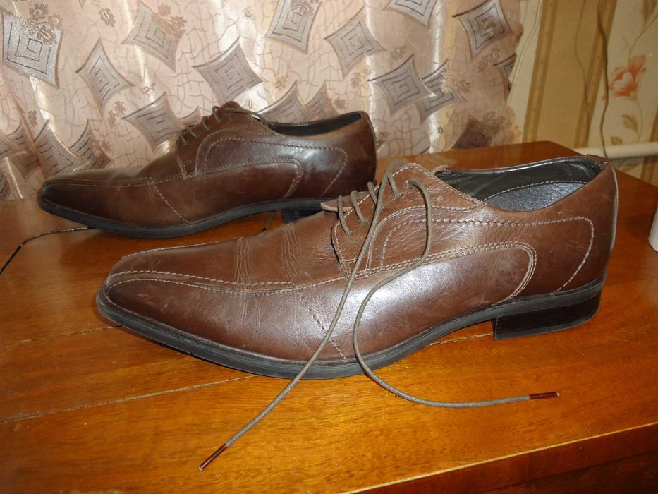 Классические, кожаные туфли Bata, размер 44(30,5).