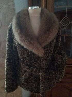 Modne sztuczne krótkie futerko z liskiem rozmiar XL