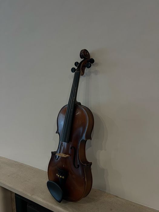 Violino estilo Stradivarius +arco+estojo