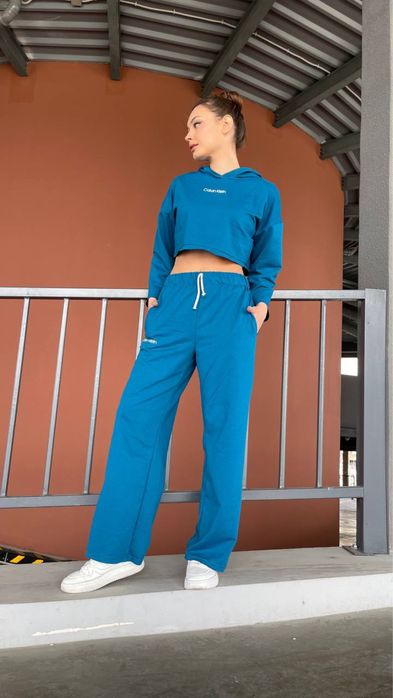 Спортивний костюм жіночий