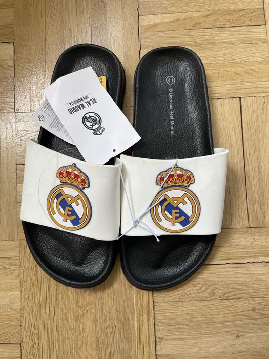 Klapki męskie / chłopięce 41 Real Madrid