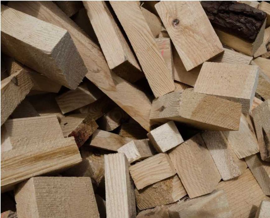 Drewno rozpałkowe , zrzyny desek , big-bag