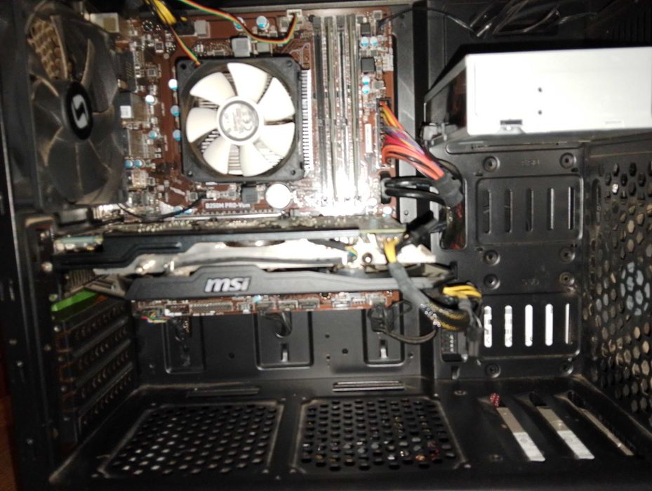 Komputer stacjonarny