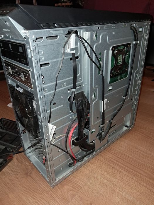 Komputer do gier + monitor Acer – i5, GTX 970, 12GB RAM