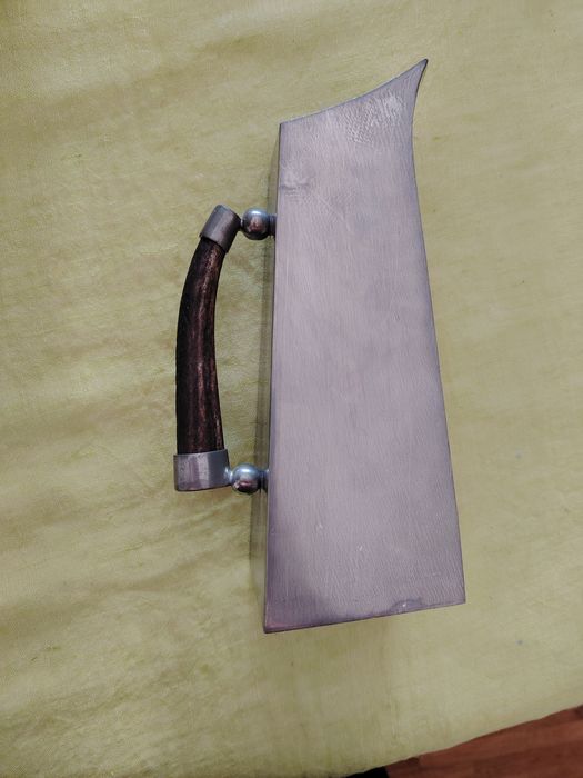 Jarro de estanho e osso