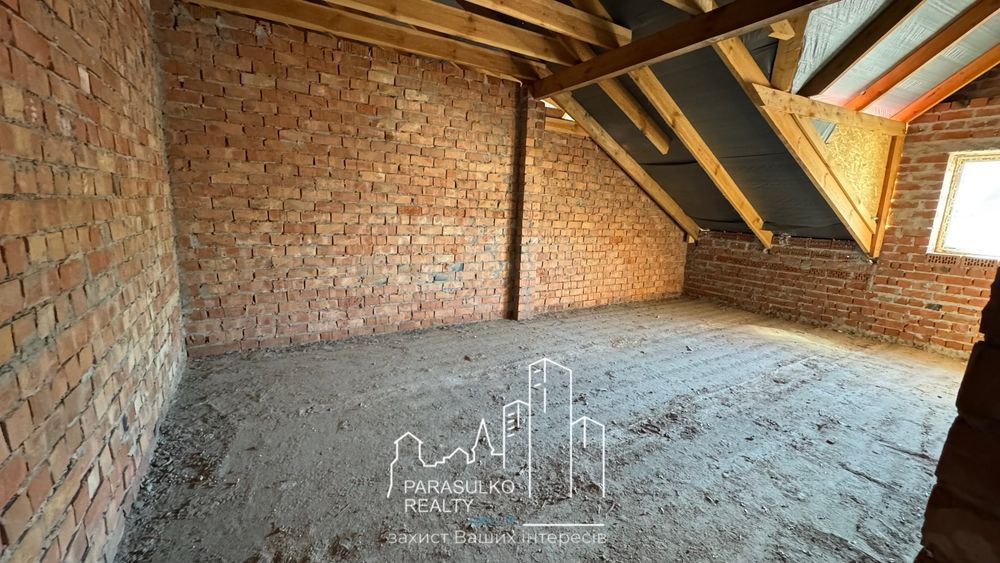 Продам 1-о кімнатну квартиру в історичному районі міста