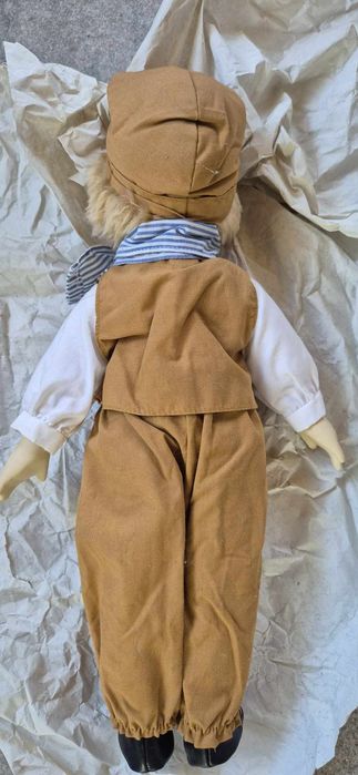 Lalka porcelanowa typu Minka lata 90