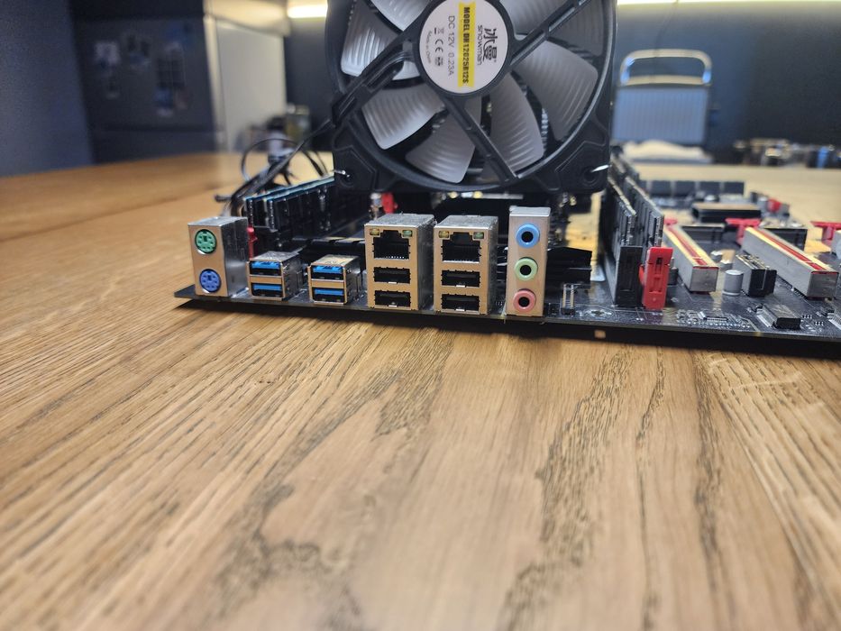 Комплект материнська плата + intel xeon 2696v3 процессори + 64gb озу