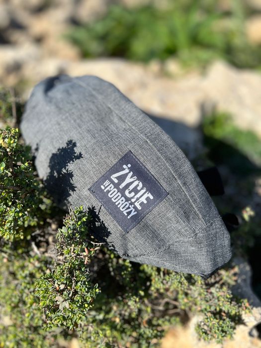 Nerka saszetka Kilka zamków nowa wytrzymała zapinana na klamrę