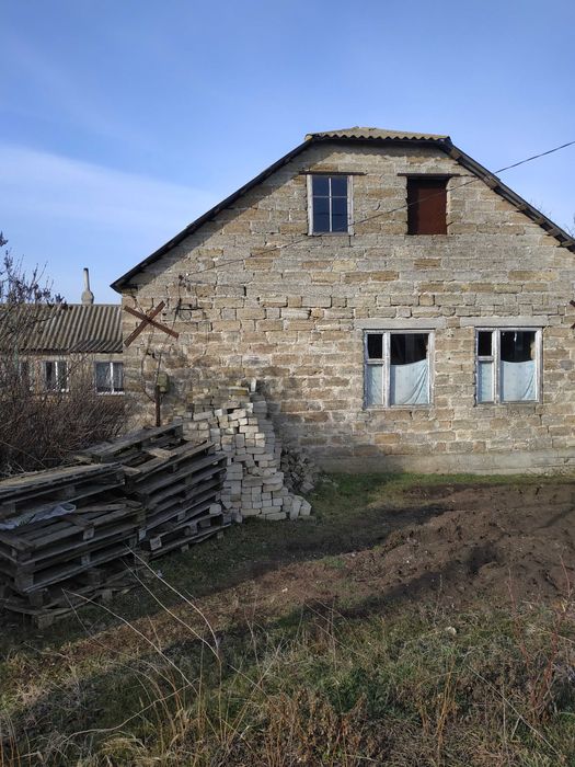 Велика Балка, цетр, коробка з літньою кухнею та погрібом на 21 сотках