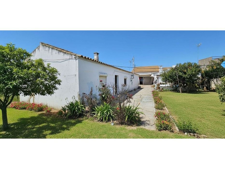 LOTE URBANO c/ 3 Moradias — Ermidas-Sado, Setúbal