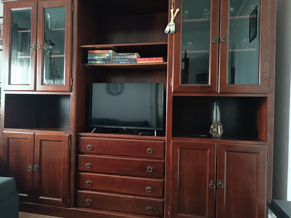 Móvel para TV antigo