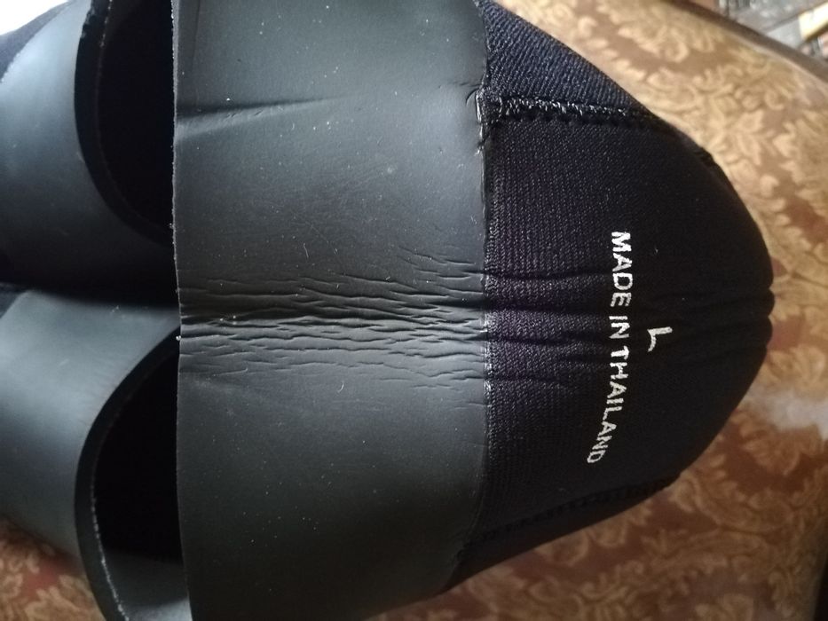 Passa montanhas em neoprene.64284033076993123