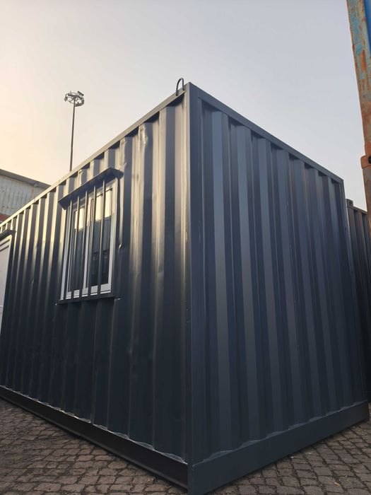 Contentor 20'' com Porta de homem e Janela PVC