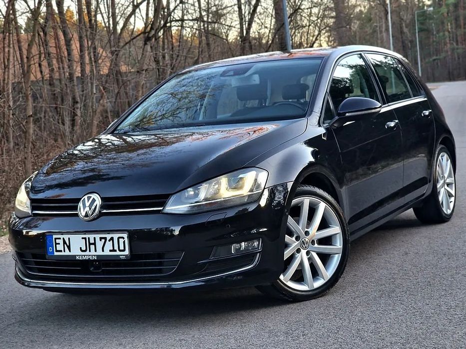 Volkswagen Golf HIGHLINE DSG Masaże LED BiXenon Navi Półskóra Radar Sam Parkuje UNIKAT