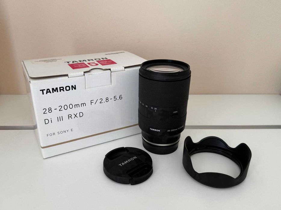 Tamron 28-200mm f/2.8-5.6 Di III RXD