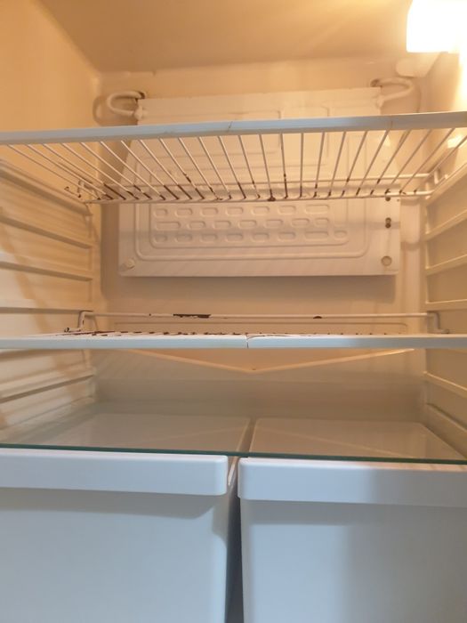 Недорогий працюючий б/в двокамерний холодильник Мінськ 128