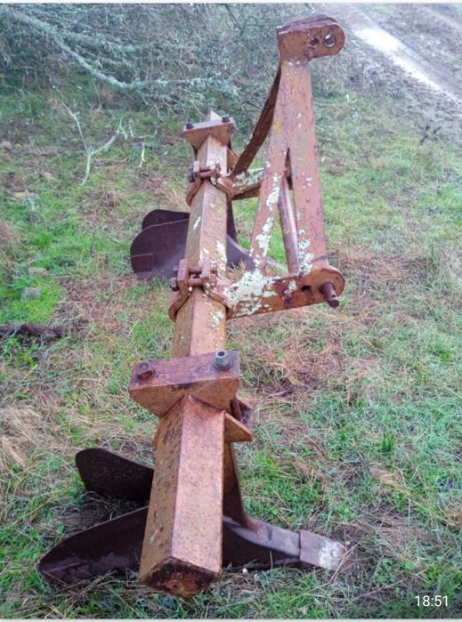 Abre regos , bom estado