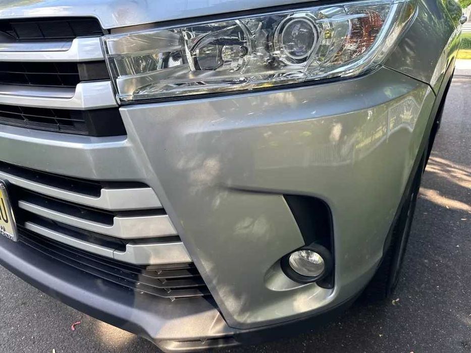 2018 Toyota Highlander LE