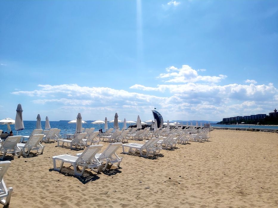 Болгарія.Море.Пляжний відпочинок.  Апартаменти  на 1-й лінії