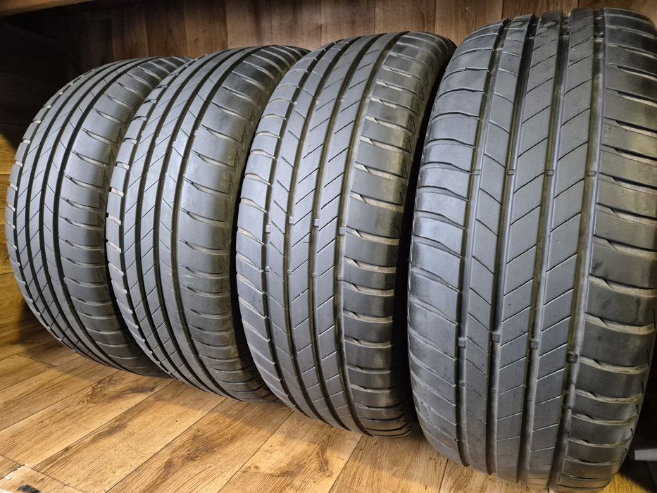 215/55/17 Bridgestone komplet Lato 6,5mm 2022r