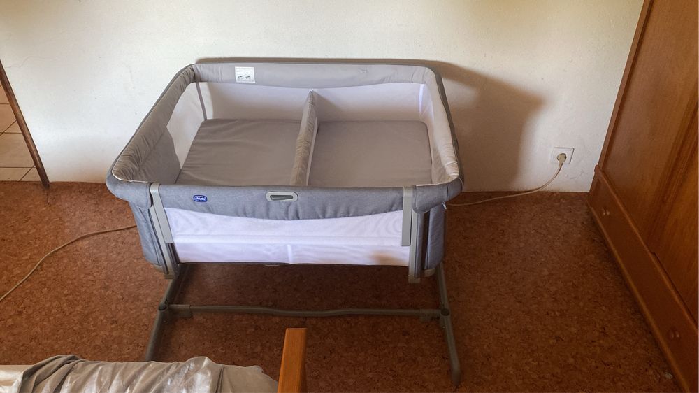 Next 2 me Twins Chicco