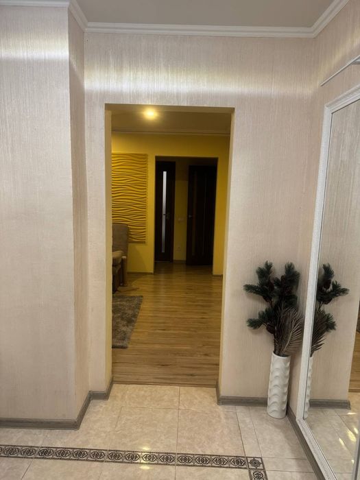 Продам 5ти ком ул  Калнышевского-Дорошенко Хортицький мкр-н сертифікат