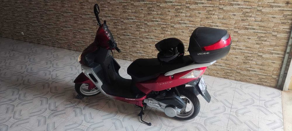 Moto 125Cc Peugeot Sum Up 2013 12900Km
