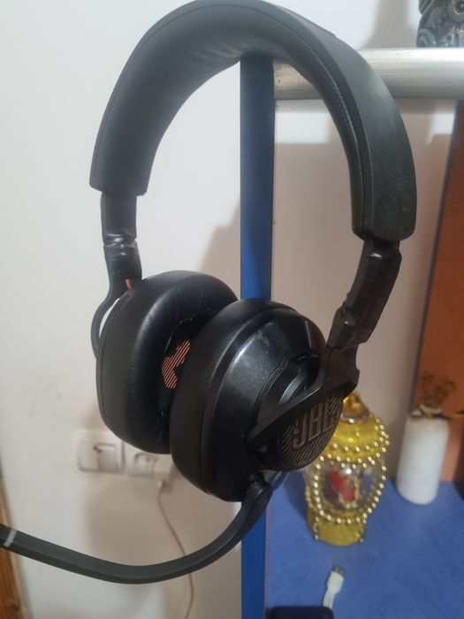 Блютус гарнитура JBL