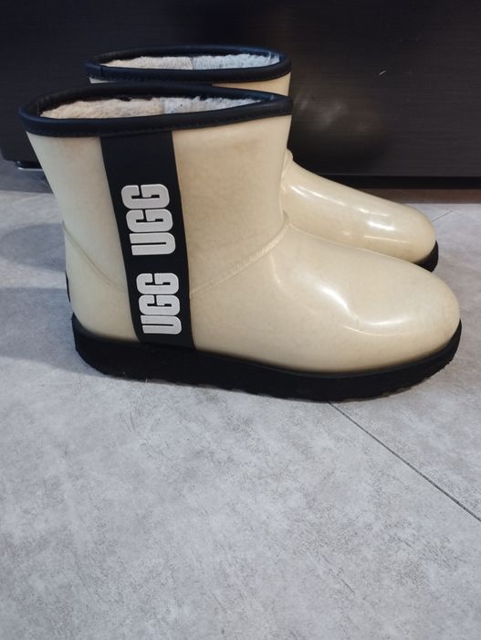 Угі,ugg силіконові, guess, Calvin Klein