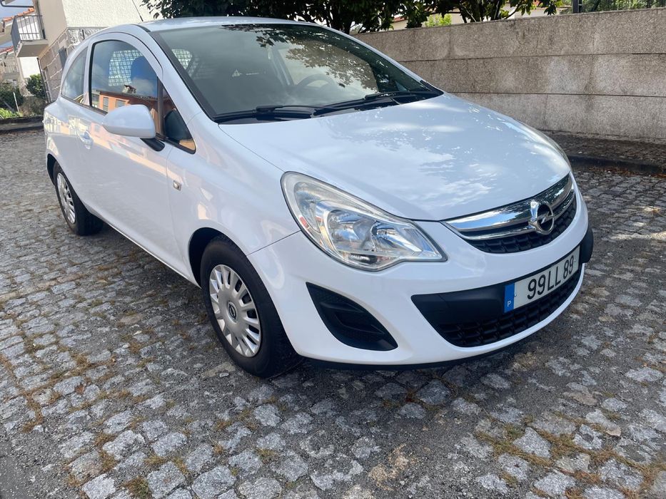 Corsa D cdti  carrinha anda todos os dias