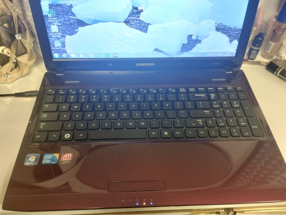 Laptop Samsung R580