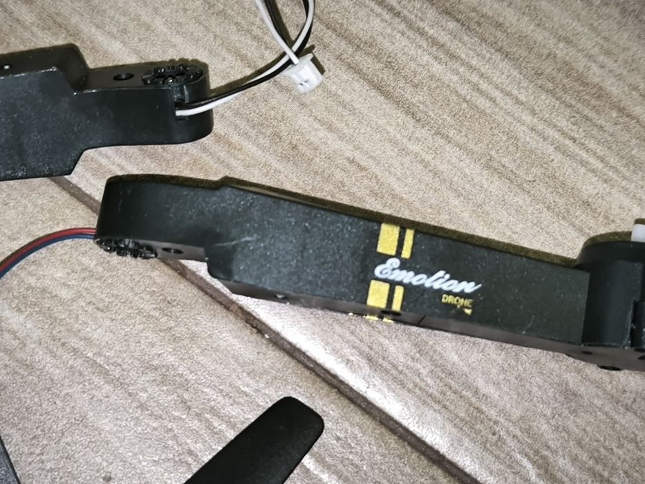 Braços + Motores + Hélices para Drone Eachine E58 / JY019