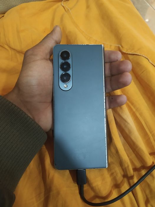 Galaxy Z Fold4 do