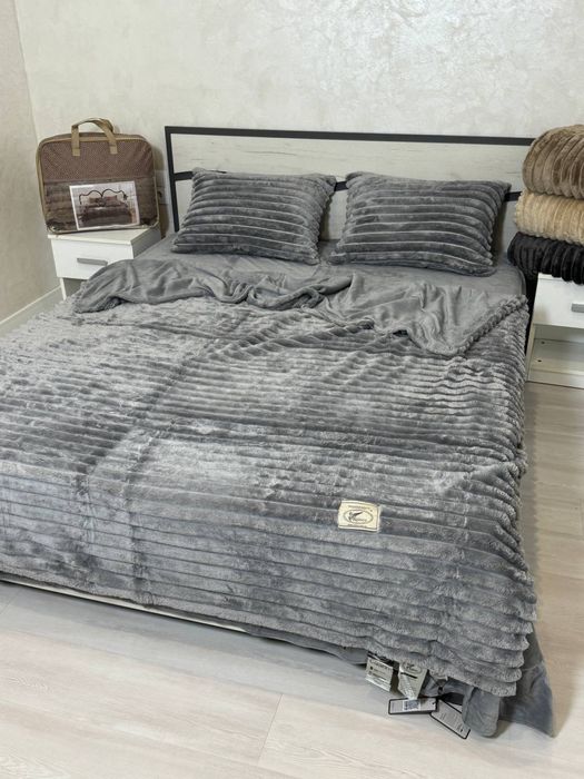 Акція 3 дні! Плюшевое теплое постельное белье Шарпей велюрова постіль