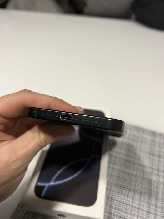 Iphone 16 Pro Max 256Gb c/garantia