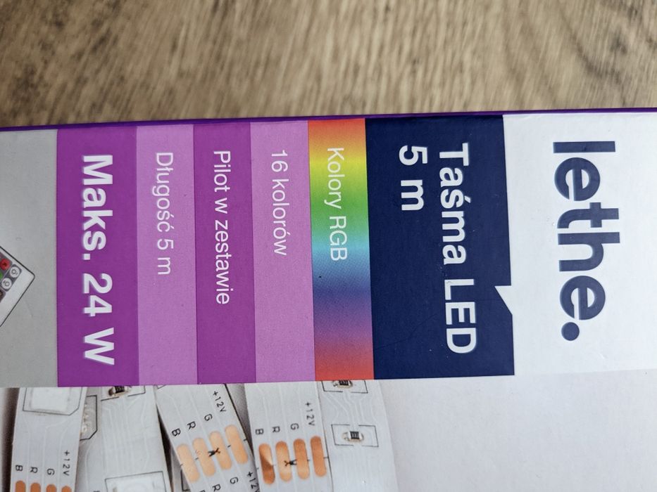 Taśma LED RGB 5m kolorowa samoprzylepna 16 kolorów różne tryby NOWA