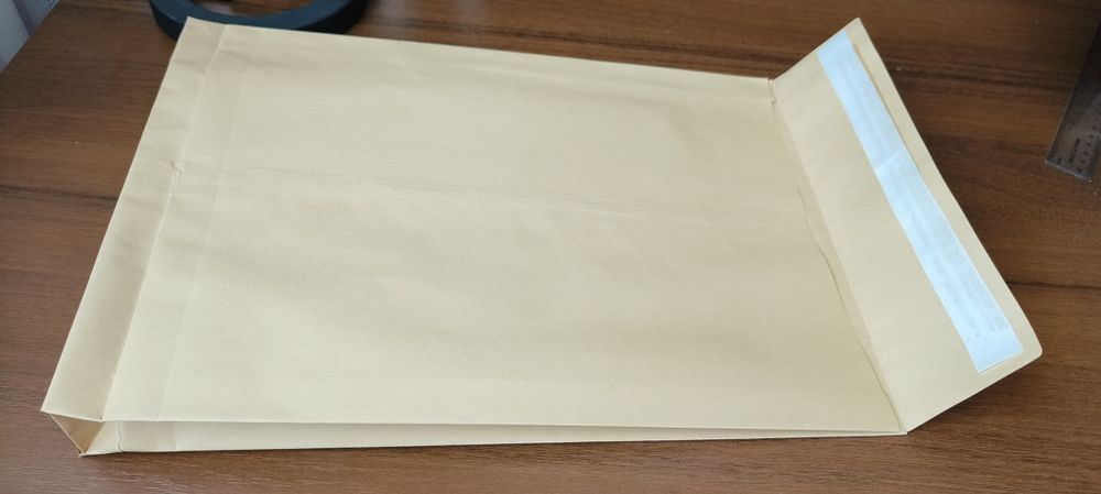 Крафт-конверт 250 х 340 мм, С4 с расширением