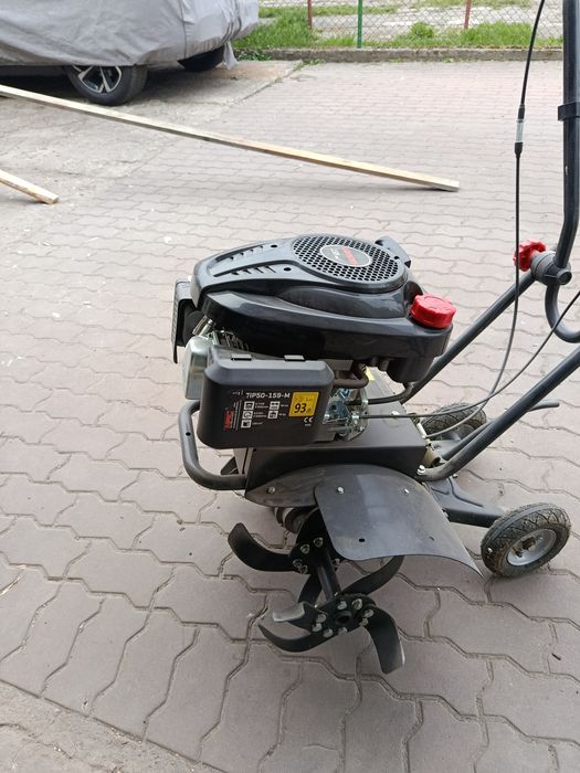 Glebogryzarka spalinowa