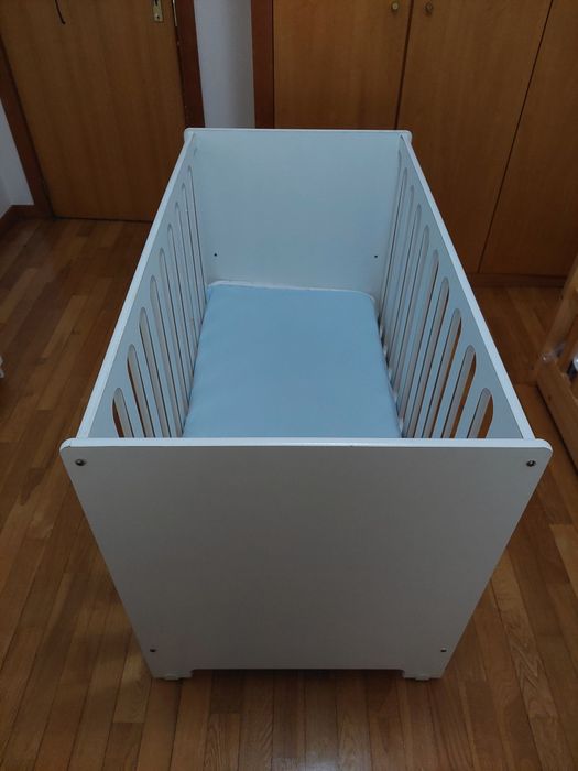 Selling a baby crib