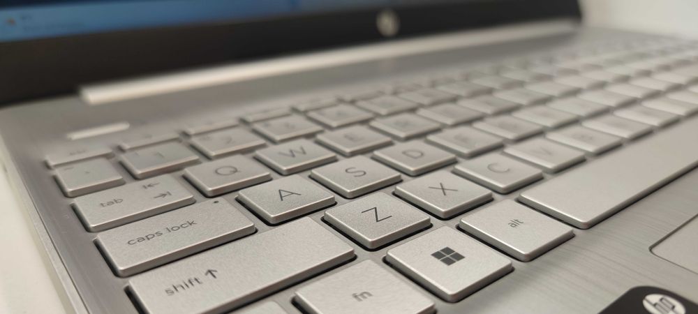 Laptop HP 15-dy2193dx, i5, 16GB, 256GB Win11