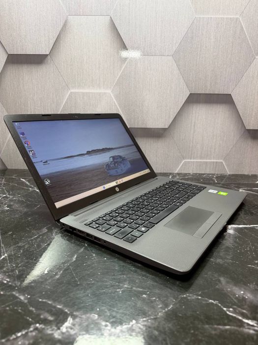 Ігровий HP 250 G7 i5-10gen