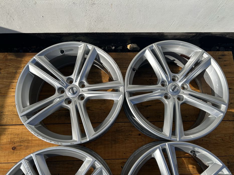 (F3) ALUFELGI 18” 5x108 VOLVO 8J ET 42 (S60, V60, S90, V90, XC60, XC40) oryginał