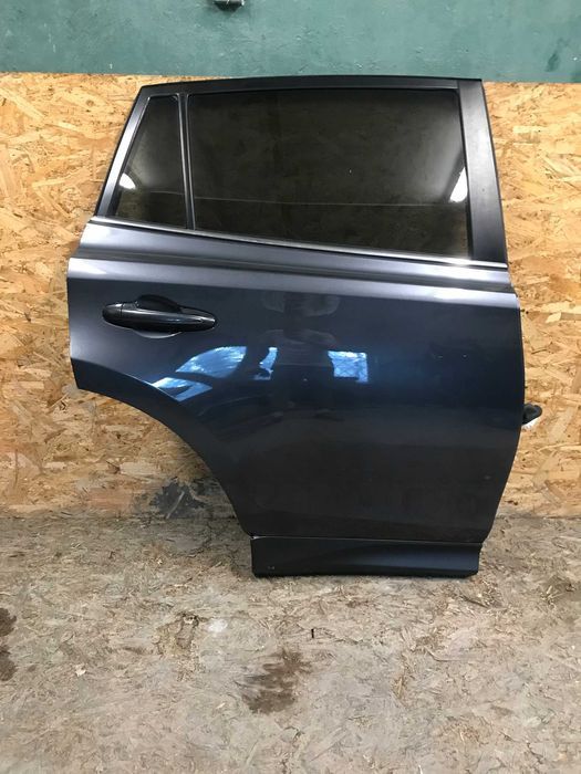 Двери передние задние правые левые Toyota Rav4 IV рест до рест разбор