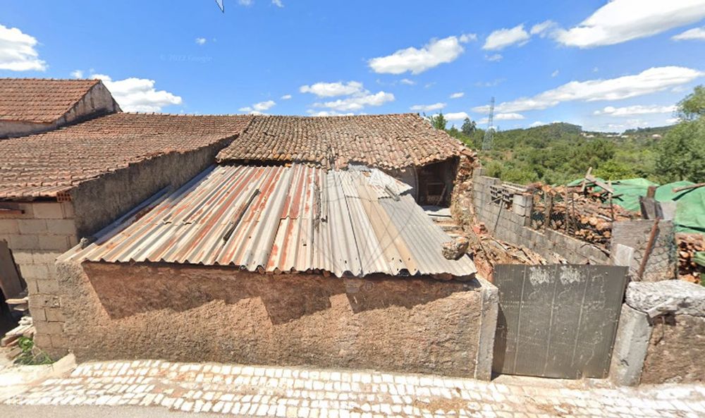 Moradia T4 para venda